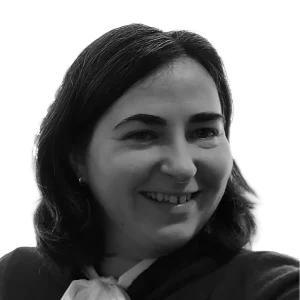 Picture of Dr Alexandra Tomescu